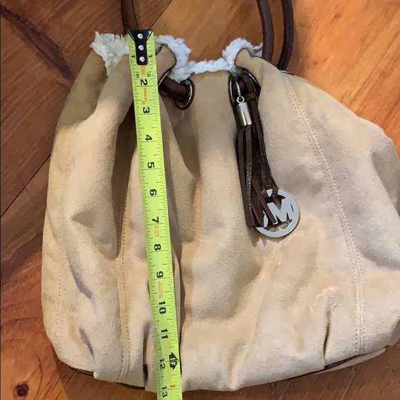 Michael Kors Sherpa Shoulder Bag - Picture 8 of 8